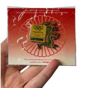 VTG Listerine Olympic Pin Green Gold Dragon Walgreens Exclusive Oral Care Promo
